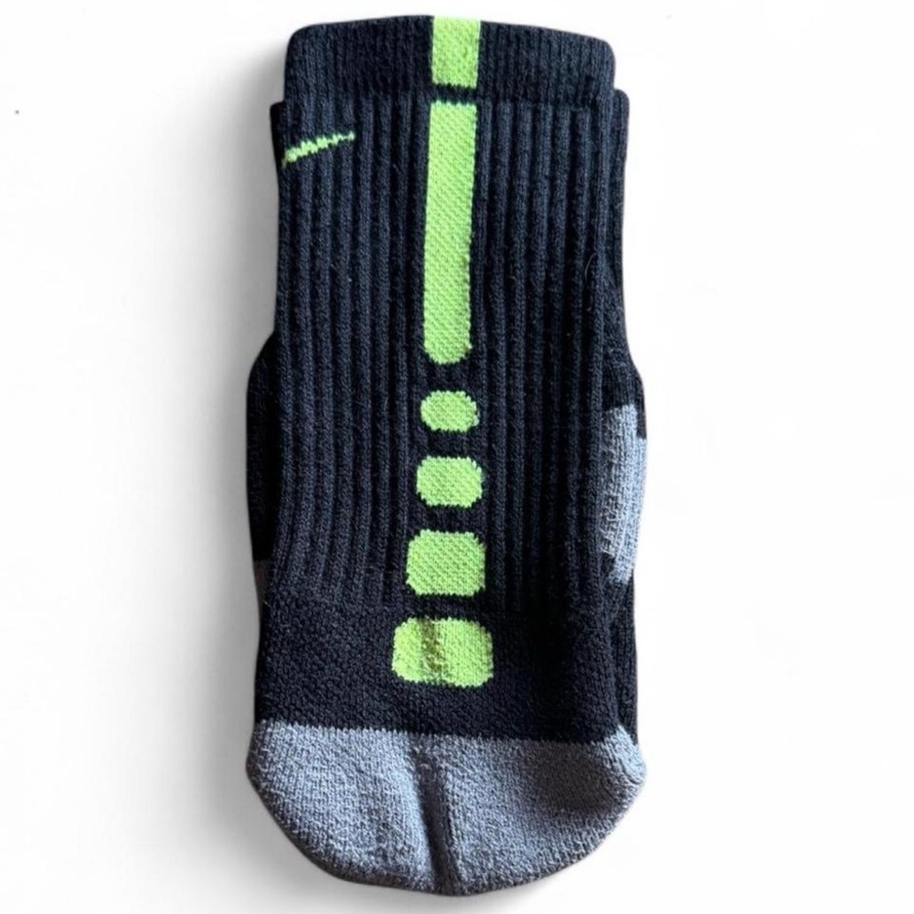 Nike Elite Basketball Socks Youth Small Black Neon Green